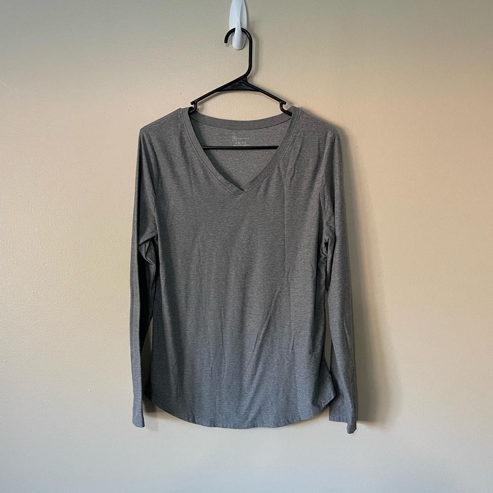 Long Sleeve V Neck